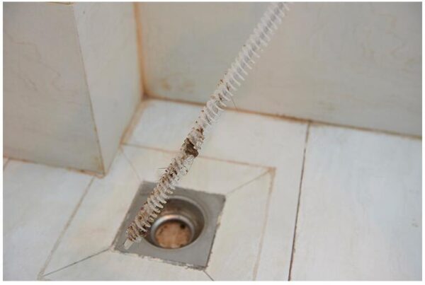 Déboucheur de Canalisation Flexible – Nettoyage Évier & Salle de Bain