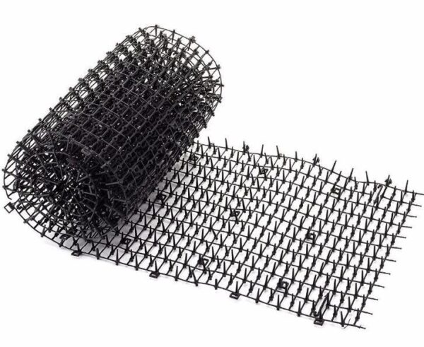 Tapis Répulsif pour Chats et Chiens – Protection de Jardin et Intérieur à Picots en Plastique