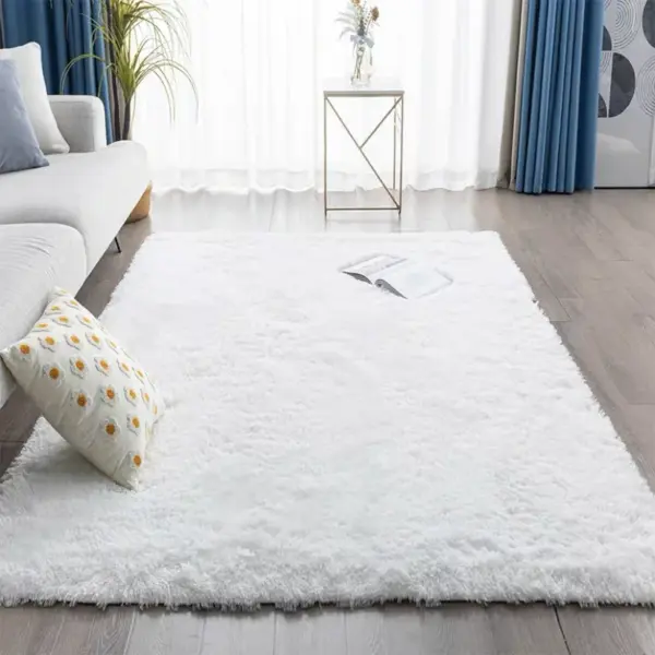 Tapis Gris en Peluche pour Salon et Chambre – Moelleux et Antidérapant