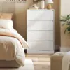 VASAGLE Kailyn Collection - Commode Chambre 4 Tiroirs, Armoire de Rangement, Meuble à Vêtements, 40 x 60 x 97,4 cm, Style Moderne, Blanc Neige